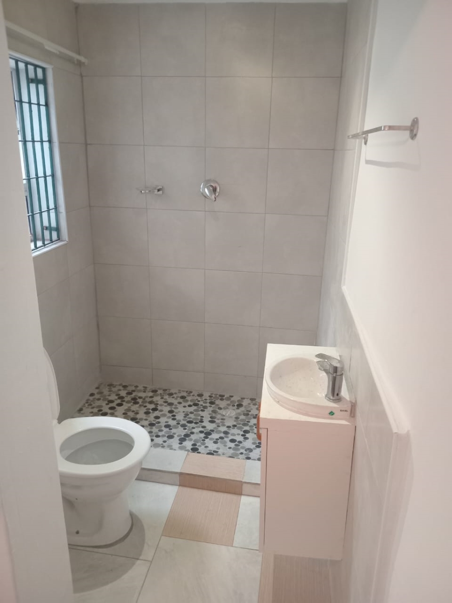 To Let 1 Bedroom Property for Rent in Plumstead Western Cape
